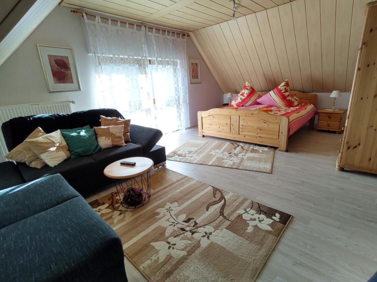 Die Ferienwohnung Lindenhof Zell an der Mosel Exterior foto